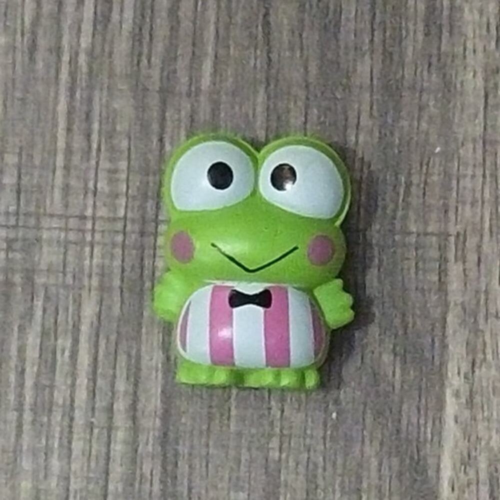 #8017 Keroppi Mini Figurine / Decorative Focal Bead 2"